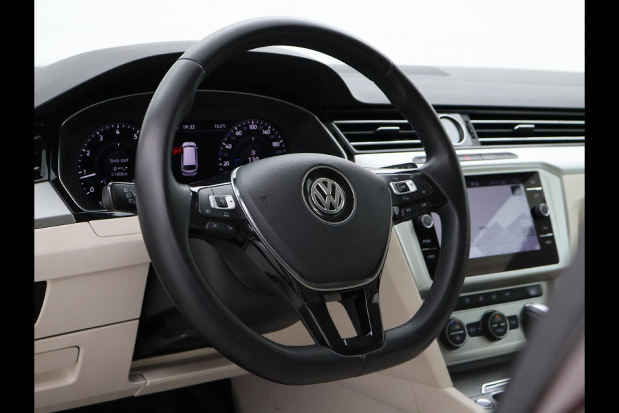 Volkswagen Passat Variant 1.8 TSI 180 PK DSG AUT. + VIRTUAL COCKPIT | ADAPTIVE CRUISE | TREKHAAK 1800 KG