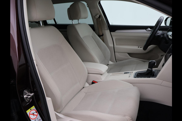 Volkswagen Passat Variant 1.8 TSI 180 PK DSG AUT. + VIRTUAL COCKPIT | ADAPTIVE CRUISE | TREKHAAK 1800 KG