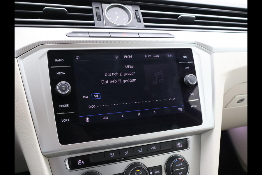 Volkswagen Passat Variant 1.8 TSI 180 PK DSG AUT. + VIRTUAL COCKPIT | ADAPTIVE CRUISE | TREKHAAK 1800 KG
