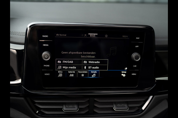 Volkswagen T-Roc 1.5 TSI R-Line Business | Beats | Panodak | IQ Light | Keyless | Side Assist | Elk. A-klep | Trekhaak afnb. | Prijs Rijklaar!!