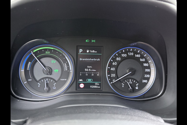 Hyundai Kona 1.6 HEV AUT-6 141pk Adaptive-Cr Trekhaak HUD Camera Android Apple Carplay Navi Bordherkenning PDC Fashion Keyless Head-Up-Display Auto-Pilot (Lane-Assist+ACC) ESP Mild Hybride Priv.Glass Botsing waarsch syst Dodehoek-assistent