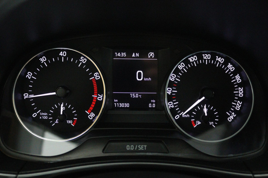 Škoda Fabia Combi 1.0 TSI Clever (TREKHAAK, SENSOREN, NAVIGATIE, STOELVERWARMING, CRUISE CONTROL)