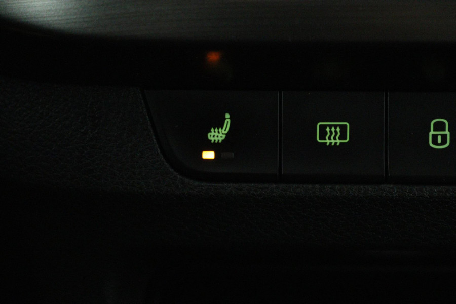 Škoda Fabia Combi 1.0 TSI Clever (TREKHAAK, SENSOREN, NAVIGATIE, STOELVERWARMING, CRUISE CONTROL)