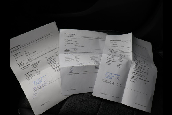 Mercedes-Benz C-Klasse Estate 180 156 PK AUT. AMG SPORT + CAMERA | LEDER | LED | 18 INCH