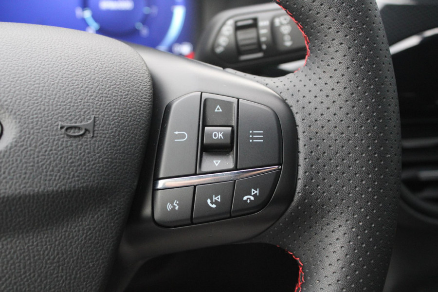 Ford Kuga 1.5 EcoBoost ST-Line X | Stoel + Stuurverwarming | Adaptive Cruise Control | Climate Control | Navigatie | 19'' Lichtmetalen Velgen |