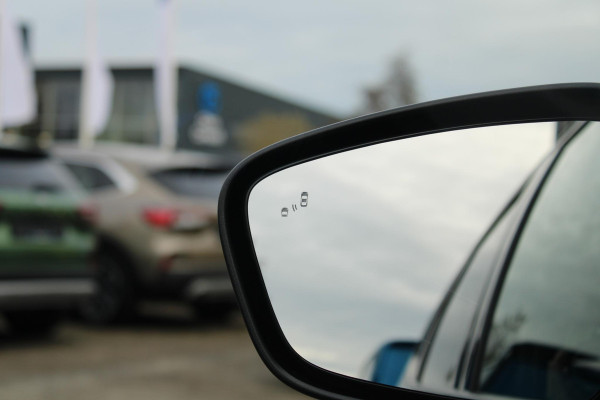 Ford Kuga 1.5 EcoBoost ST-Line X | Stoel + Stuurverwarming | Adaptive Cruise Control | Climate Control | Navigatie | 19'' Lichtmetalen Velgen |