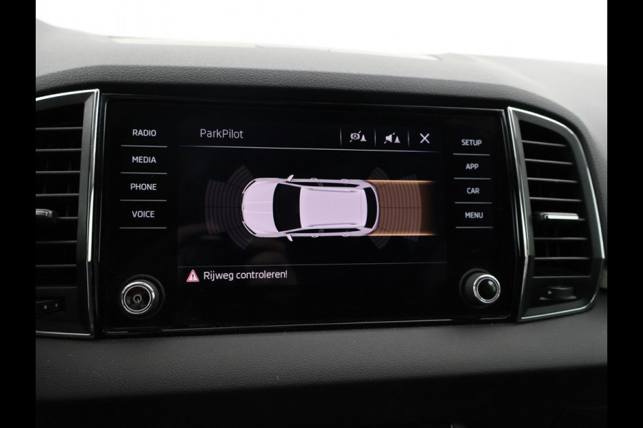 Škoda Karoq 1.5 TSI ACT 150 PK AUT. + APPLE CARPLAY | ANDROID | STOELVERWARMING