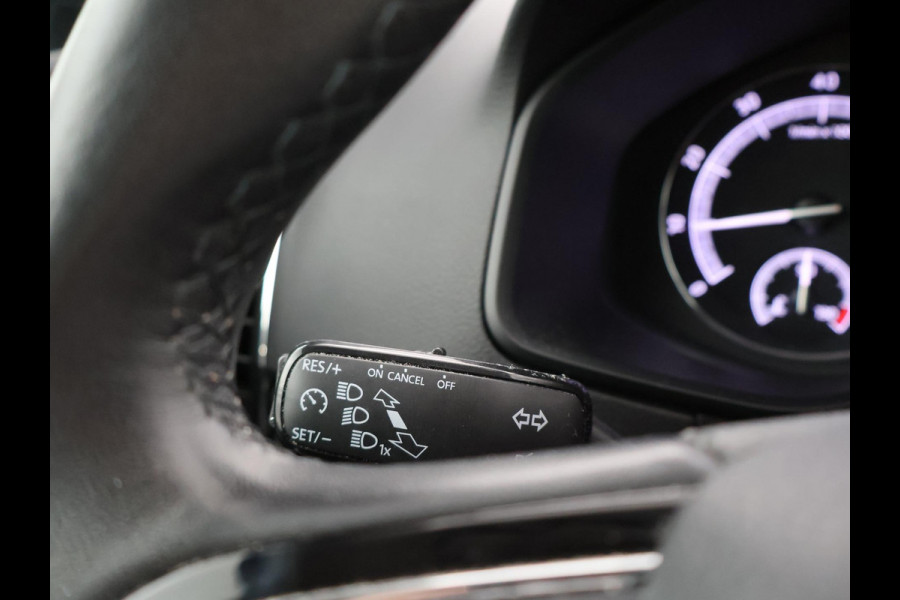 Škoda Karoq 1.5 TSI ACT 150 PK AUT. + APPLE CARPLAY | ANDROID | STOELVERWARMING