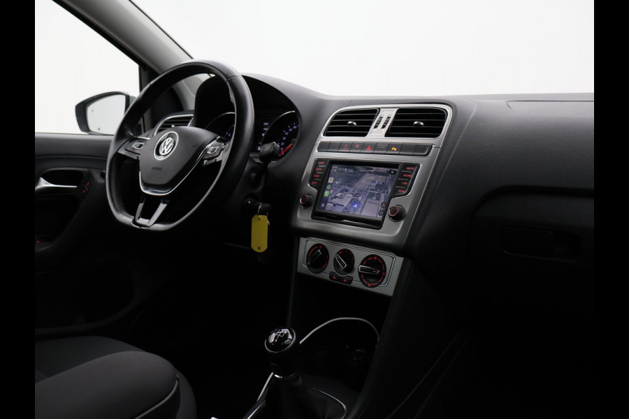 Volkswagen Polo 1.0 TSI BLUEMOTION 5-DEURS *66.769 KM* + TREKHAAK | APPLE CARPLAY | PDC