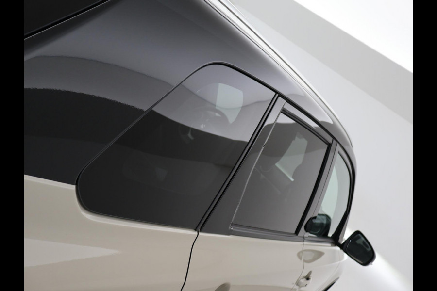 Suzuki Vitara 1.5 HYBRID AUT. ALLGRIP 4WD STYLE + TREKHAAK | ADAPTIVE CRUISE | CAMERA | STOELVERW. | NAVIGATIE