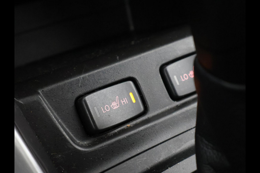 Suzuki Vitara 1.5 HYBRID AUT. ALLGRIP 4WD STYLE + TREKHAAK | ADAPTIVE CRUISE | CAMERA | STOELVERW. | NAVIGATIE