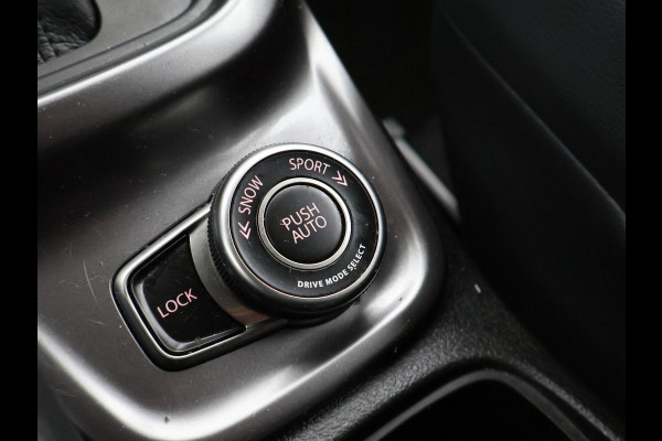 Suzuki Vitara 1.5 HYBRID AUT. ALLGRIP 4WD STYLE + TREKHAAK | ADAPTIVE CRUISE | CAMERA | STOELVERW. | NAVIGATIE