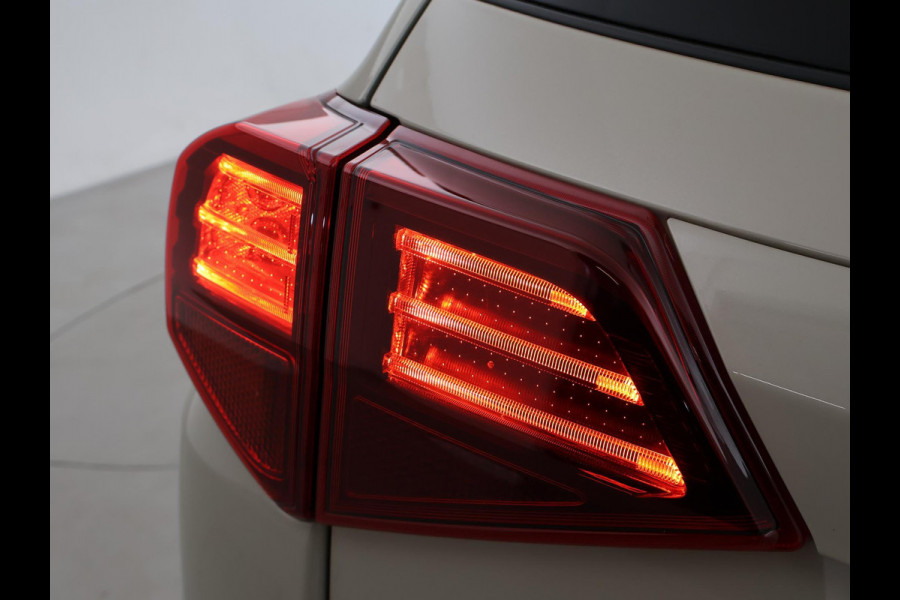 Suzuki Vitara 1.5 HYBRID AUT. ALLGRIP 4WD STYLE + TREKHAAK | ADAPTIVE CRUISE | CAMERA | STOELVERW. | NAVIGATIE