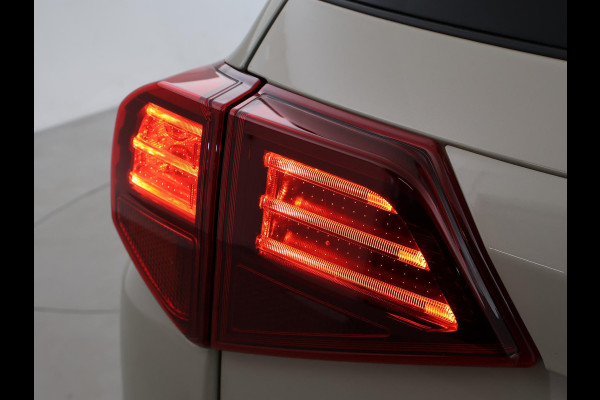 Suzuki Vitara 1.5 HYBRID AUT. ALLGRIP 4WD STYLE + TREKHAAK | ADAPTIVE CRUISE | CAMERA | STOELVERW. | NAVIGATIE