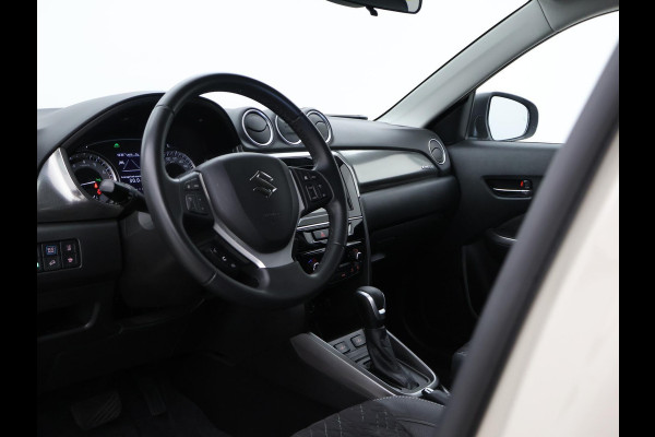 Suzuki Vitara 1.5 HYBRID AUT. ALLGRIP 4WD STYLE + TREKHAAK | ADAPTIVE CRUISE | CAMERA | STOELVERW. | NAVIGATIE