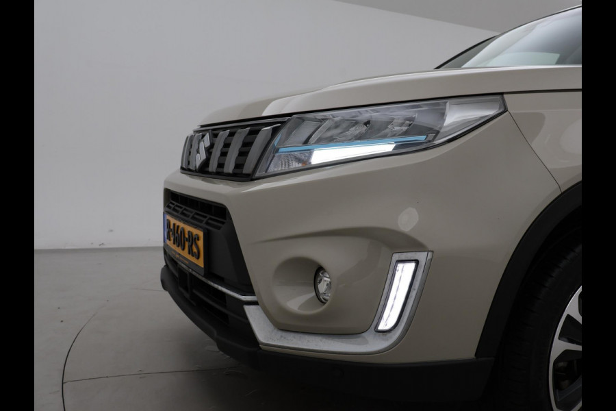 Suzuki Vitara 1.5 HYBRID AUT. ALLGRIP 4WD STYLE + TREKHAAK | ADAPTIVE CRUISE | CAMERA | STOELVERW. | NAVIGATIE