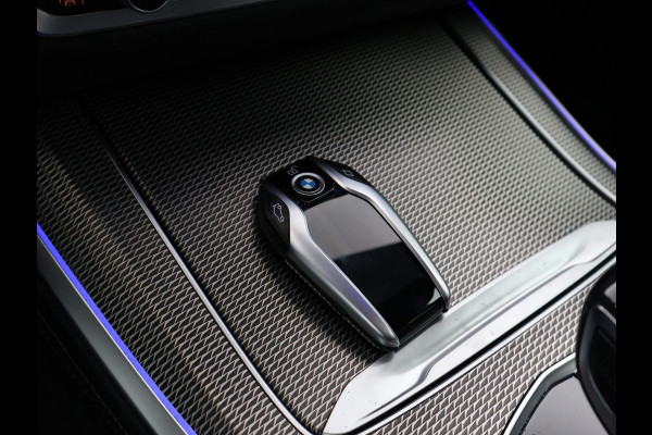 BMW X5 xDrive30d M-SPORT + HEAD-UP | WEGKL. TREKHAAK | ADAPTIVE CRUISE | PANORAMA | SFEERVERLICHTING