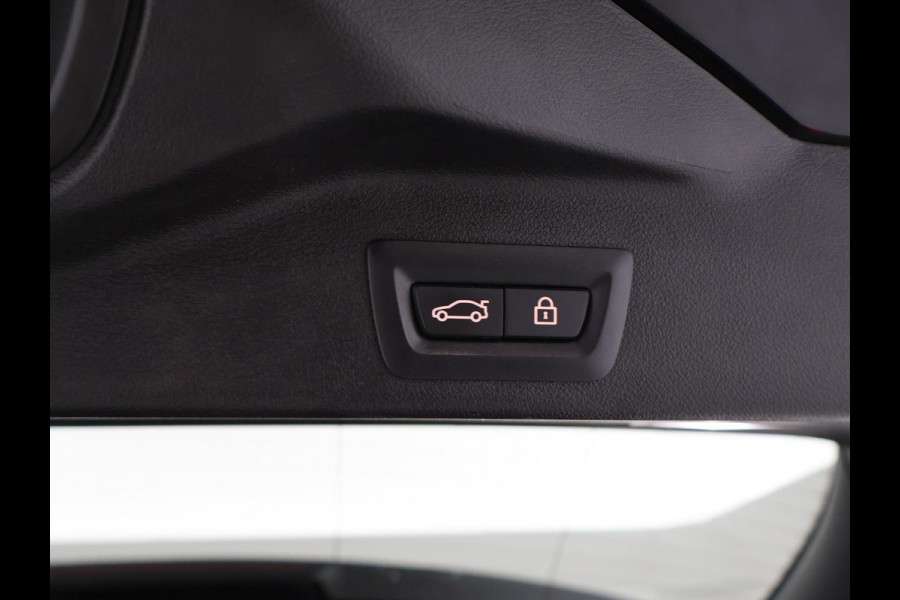 BMW X5 xDrive30d M-SPORT + HEAD-UP | WEGKL. TREKHAAK | ADAPTIVE CRUISE | PANORAMA | SFEERVERLICHTING