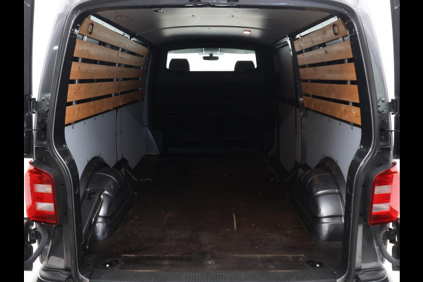 Volkswagen Transporter 2.0 TDI 150 PK DSG AUT. + APPLE CARPLAY | DAB | CRUISE CONTROL