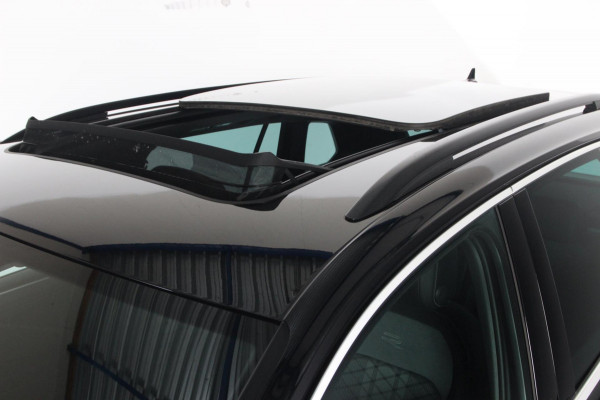 Volkswagen Tiguan 1.5 TSI R-Line | panoramadak | trekhaak.