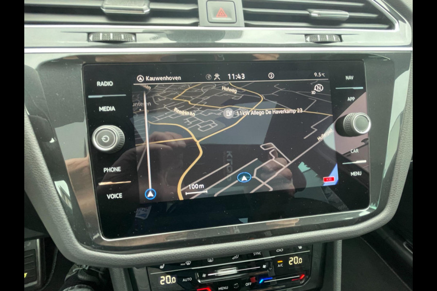 Volkswagen Tiguan 1.5 TSI R-Line | panoramadak | trekhaak.
