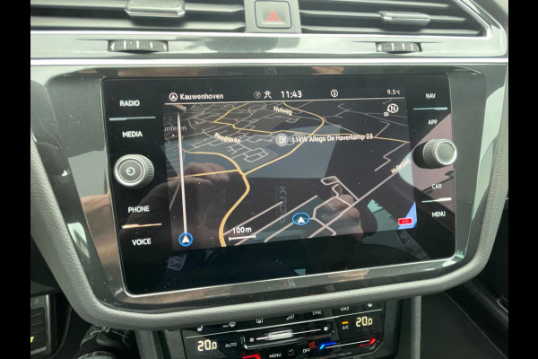 Volkswagen Tiguan 1.5 TSI R-Line | panoramadak | trekhaak.