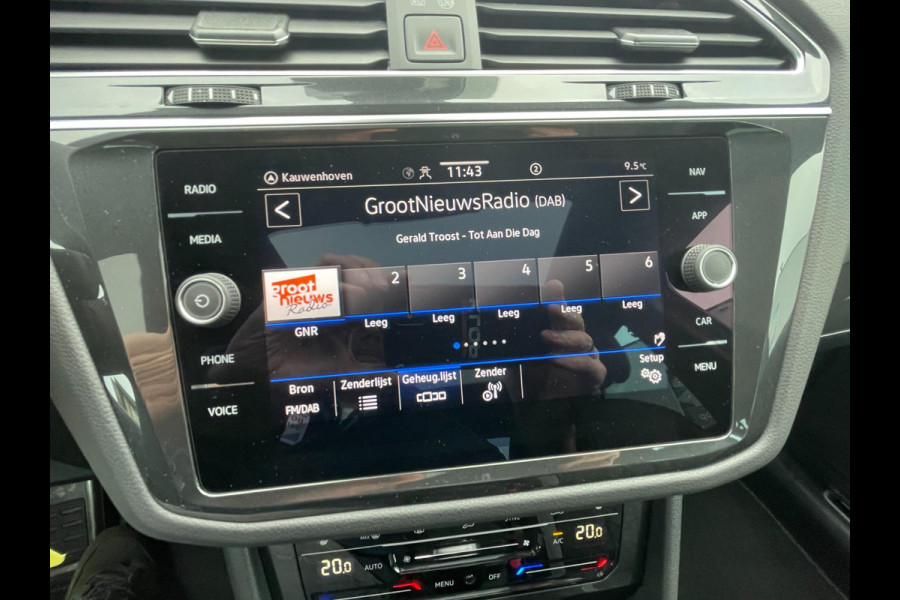 Volkswagen Tiguan 1.5 TSI R-Line | panoramadak | trekhaak.