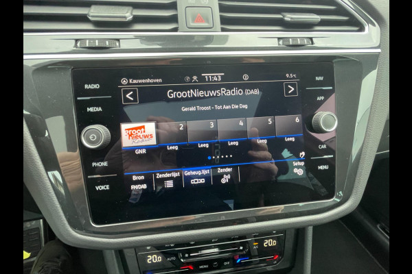 Volkswagen Tiguan 1.5 TSI R-Line | panoramadak | trekhaak.