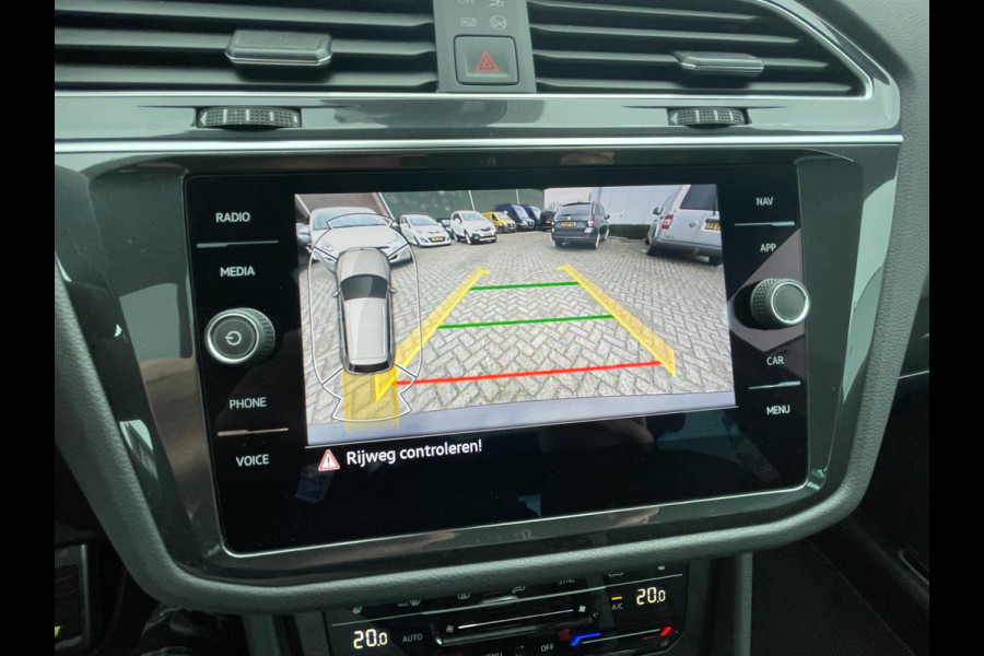 Volkswagen Tiguan 1.5 TSI R-Line | panoramadak | trekhaak.