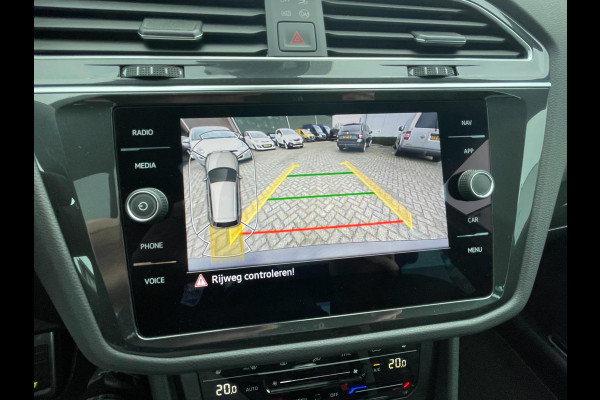 Volkswagen Tiguan 1.5 TSI R-Line | panoramadak | trekhaak.