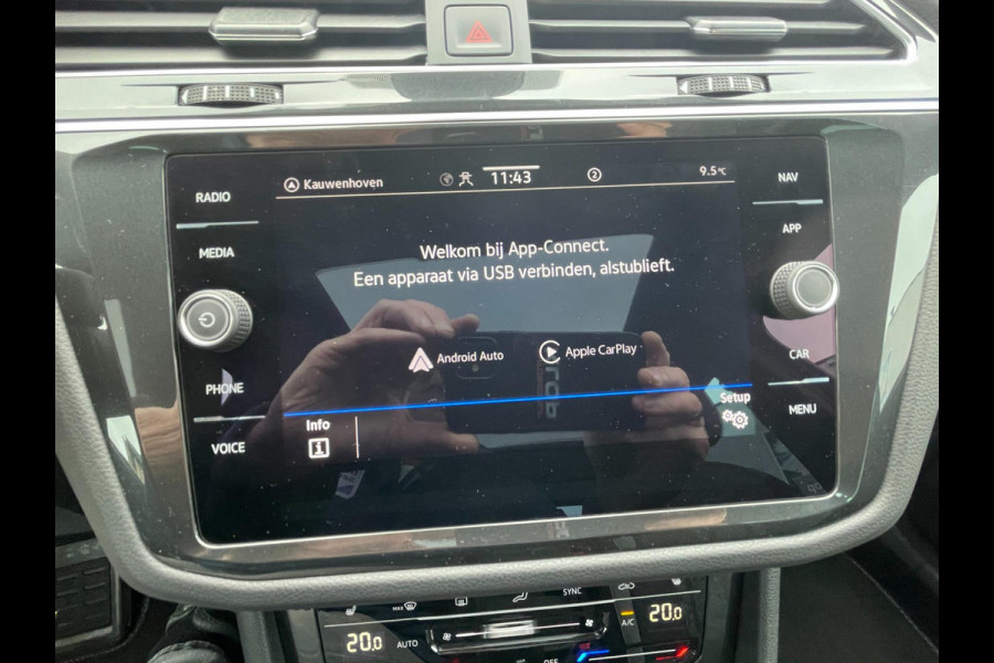 Volkswagen Tiguan 1.5 TSI R-Line | panoramadak | trekhaak.