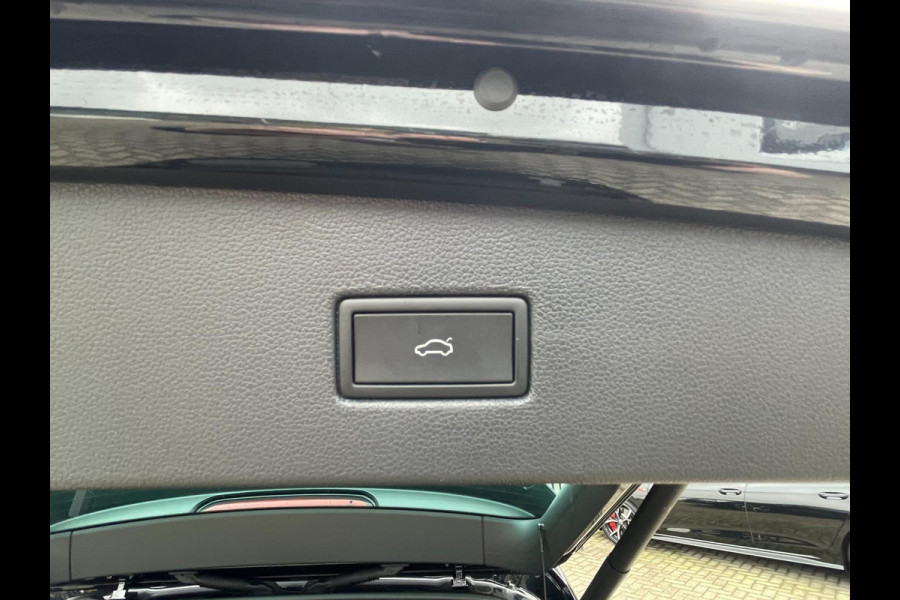 Volkswagen Tiguan 1.5 TSI R-Line | panoramadak | trekhaak.