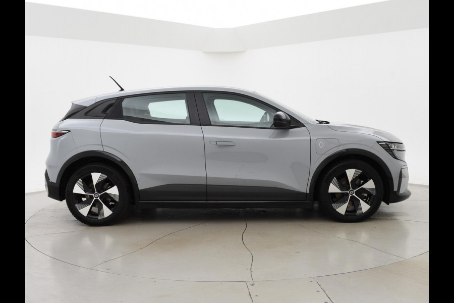 Renault Mégane E-Tech EV60 220 PK OPTIMUM CHARGE EVOLUTION *GRIS RAFALE* + CAMERA | CARPLAY