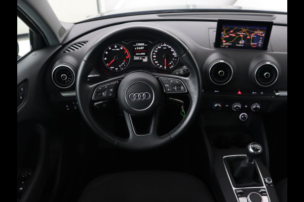 Audi A3 35 TFSI Pro Line | 150pk | Bi-Xenon | Navigatie | Cruise control | Airco | Parkeerhulp | Bluetooth | Aluminium raamlijsten