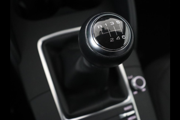 Audi A3 35 TFSI Pro Line | 150pk | Bi-Xenon | Navigatie | Cruise control | Airco | Parkeerhulp | Bluetooth | Aluminium raamlijsten