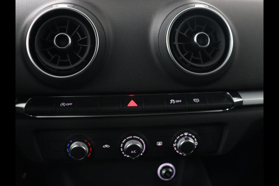 Audi A3 35 TFSI Pro Line | 150pk | Bi-Xenon | Navigatie | Cruise control | Airco | Parkeerhulp | Bluetooth | Aluminium raamlijsten