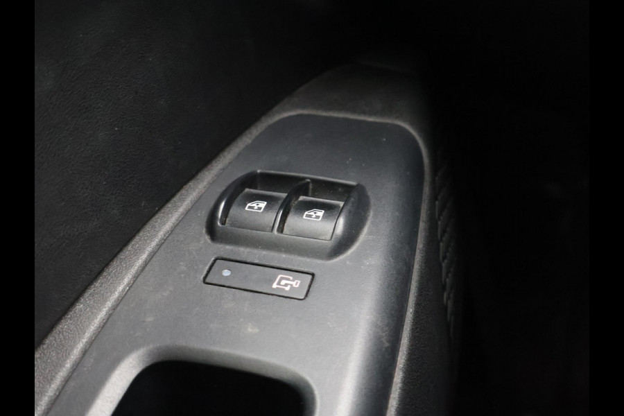 Fiat Dobló Cargo 1.6 MJ 105 PK L2H1 S TREKKING + APPLE CARPLAY / TREKHAAK / IMPERIAAL