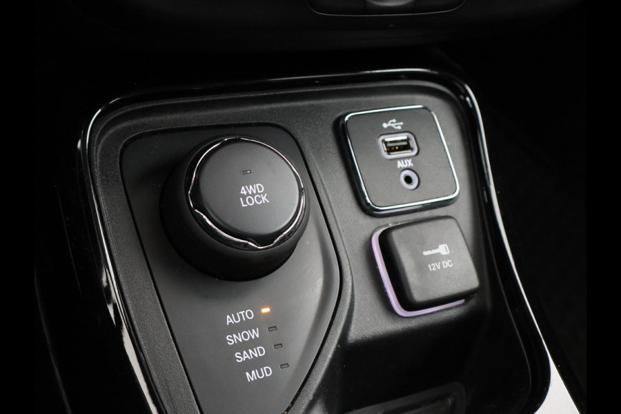 Jeep Compass 2.0 MULTIJET DIESEL 4X4 LIMITED + 1900 KG TREKHAAK | APPLE CARPLAY