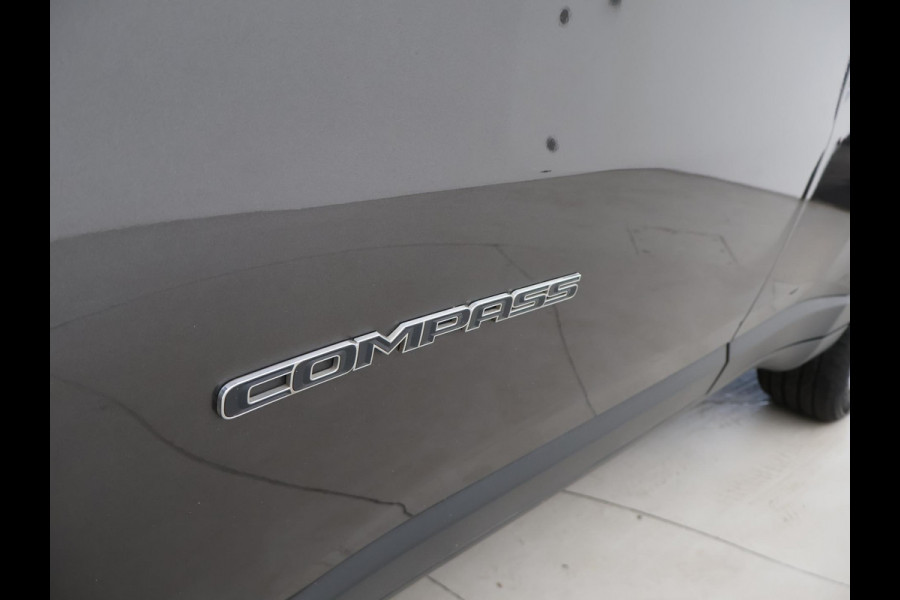 Jeep Compass 2.0 MULTIJET DIESEL 4X4 LIMITED + 1900 KG TREKHAAK | APPLE CARPLAY