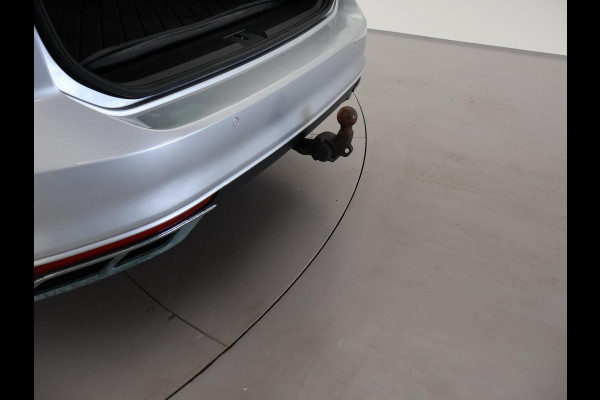 Volkswagen Passat Variant 1.5 TSI 150 PK DSG AUT. + WEGKL. TREKHAAK | 19 INCH LMV | ADAPTIVE CRUISE | APPLE CARPLAY | LED