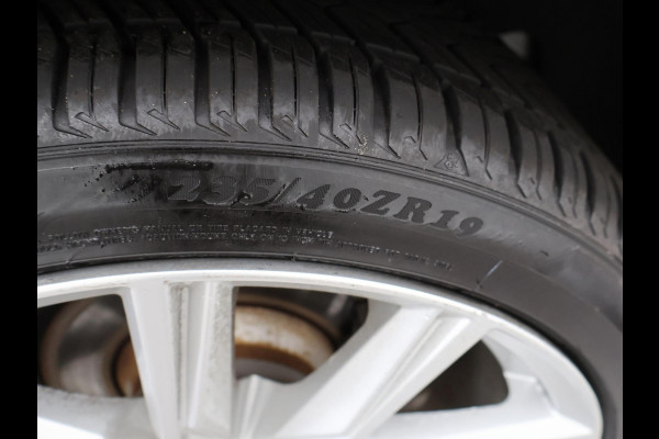 Volkswagen Passat Variant 1.5 TSI 150 PK DSG AUT. + WEGKL. TREKHAAK | 19 INCH LMV | ADAPTIVE CRUISE | APPLE CARPLAY | LED