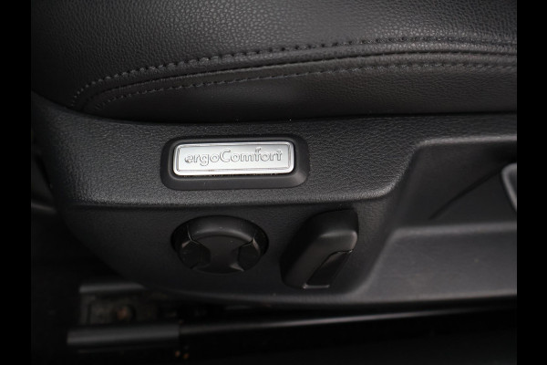 Volkswagen Passat Variant 1.5 TSI 150 PK DSG AUT. + WEGKL. TREKHAAK | 19 INCH LMV | ADAPTIVE CRUISE | APPLE CARPLAY | LED