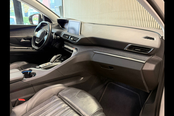Peugeot 5008 1.2 PureTech Allure 7PERS. AUT. PANO CAMERA NAVI LEDER CRUISE APPLE CARPLAY STOELMASSAGE