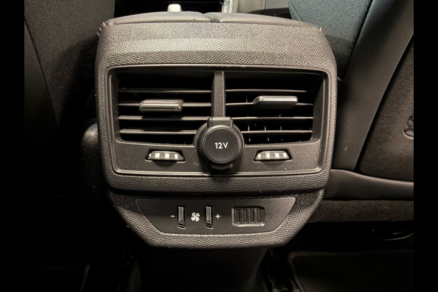 Peugeot 5008 1.2 PureTech Allure 7PERS. AUT. PANO CAMERA NAVI LEDER CRUISE APPLE CARPLAY STOELMASSAGE