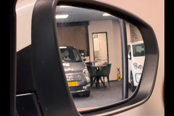 Peugeot 5008 1.2 PureTech Allure 7PERS. AUT. PANO CAMERA NAVI LEDER CRUISE APPLE CARPLAY STOELMASSAGE