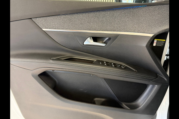 Peugeot 5008 1.2 PureTech Allure 7PERS. AUT. PANO CAMERA NAVI LEDER CRUISE APPLE CARPLAY STOELMASSAGE