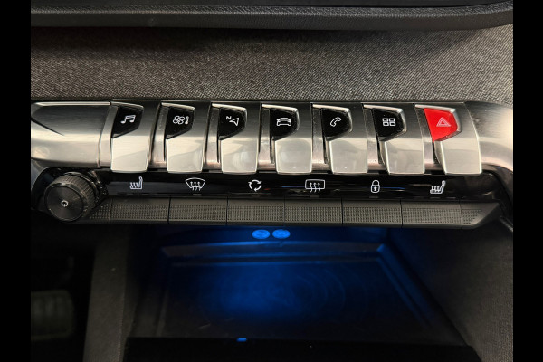 Peugeot 5008 1.2 PureTech Allure 7PERS. AUT. PANO CAMERA NAVI LEDER CRUISE APPLE CARPLAY STOELMASSAGE