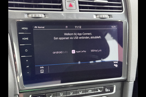 Volkswagen e-Golf e-Golf WARMTEPOMP| DODE HOEK| APPLE CARPLAY/ ANDROID AUTO| DIG. DASH | CAMERA| STOELVERW. |