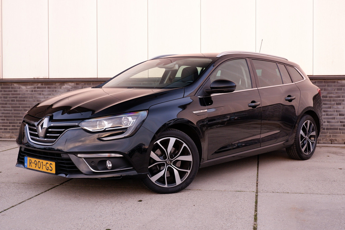 Renault MEGANE Estate 1.3 TCe Bose 163pk | Trekhaak | Camera | Carplay | Navi | Climate
