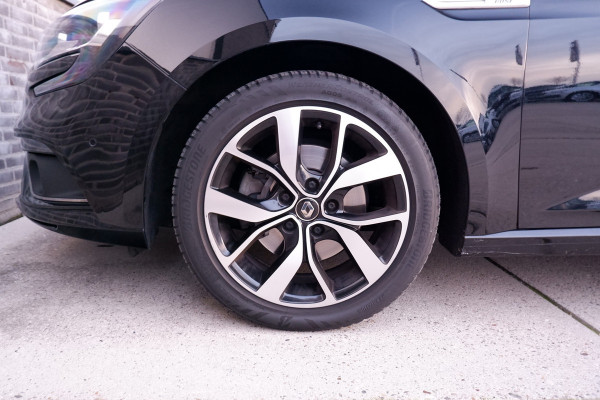 Renault MEGANE Estate 1.3 TCe Bose 163pk | Trekhaak | Camera | Carplay | Navi | Climate